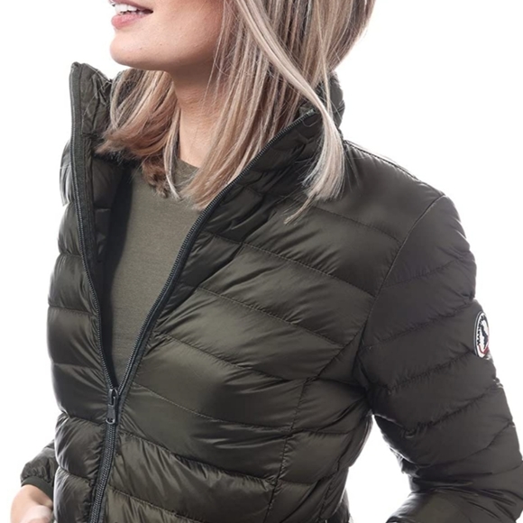 Light weight down jacket - Picture 3 of 12